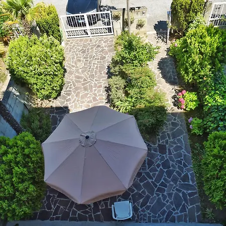 Giulietta-casa Con Giardino E Parcheggio Nyaraló *