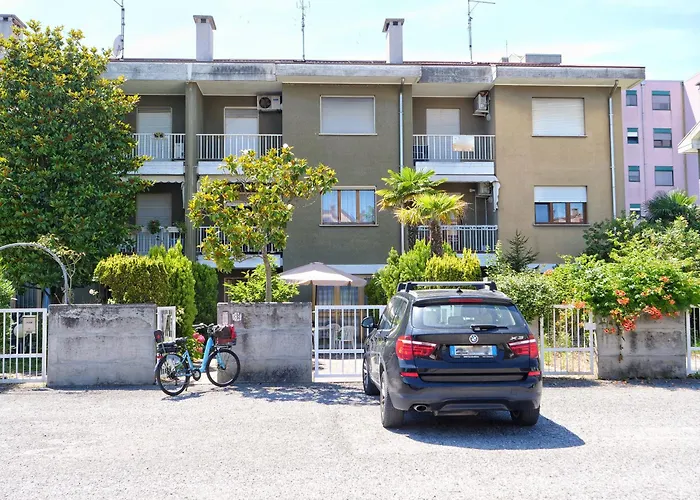 Nyaraló Giulietta-casa Con Giardino E Parcheggio Grado