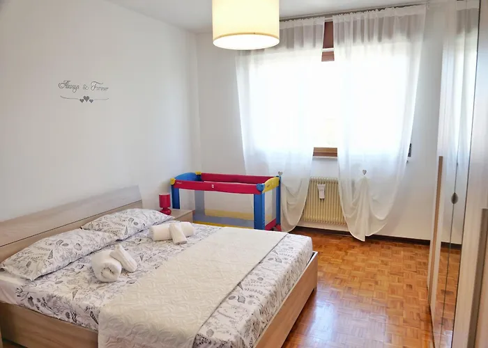 Giulietta-casa Con Giardino E Parcheggio Semesterbostad *