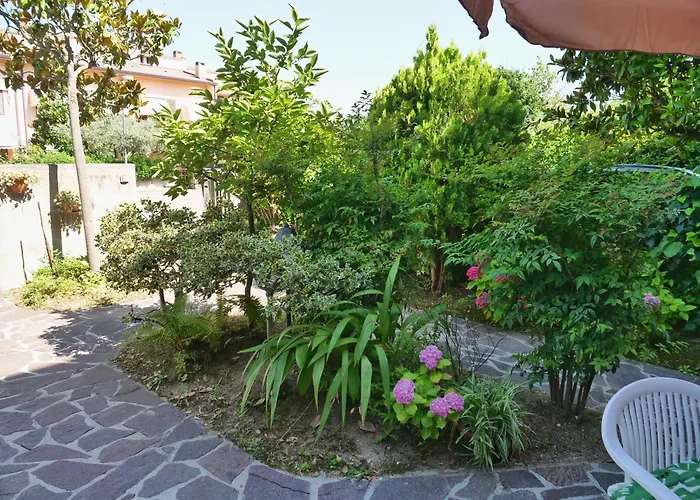 Semesterbostad Giulietta-casa Con Giardino E Parcheggio *